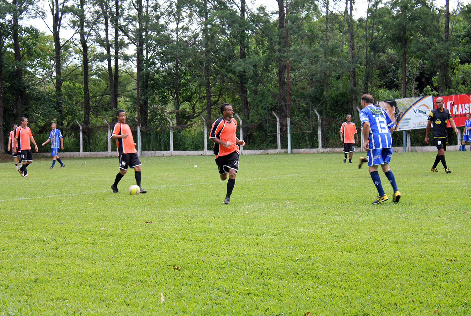 Atletas durante partida no Clube do Servidor (foto: divulgação)